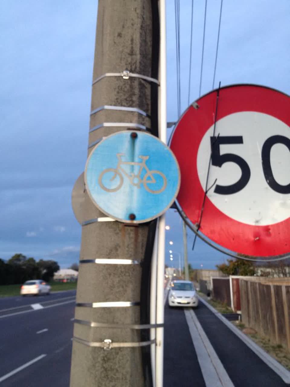 The photograph attached to this roading/streets report