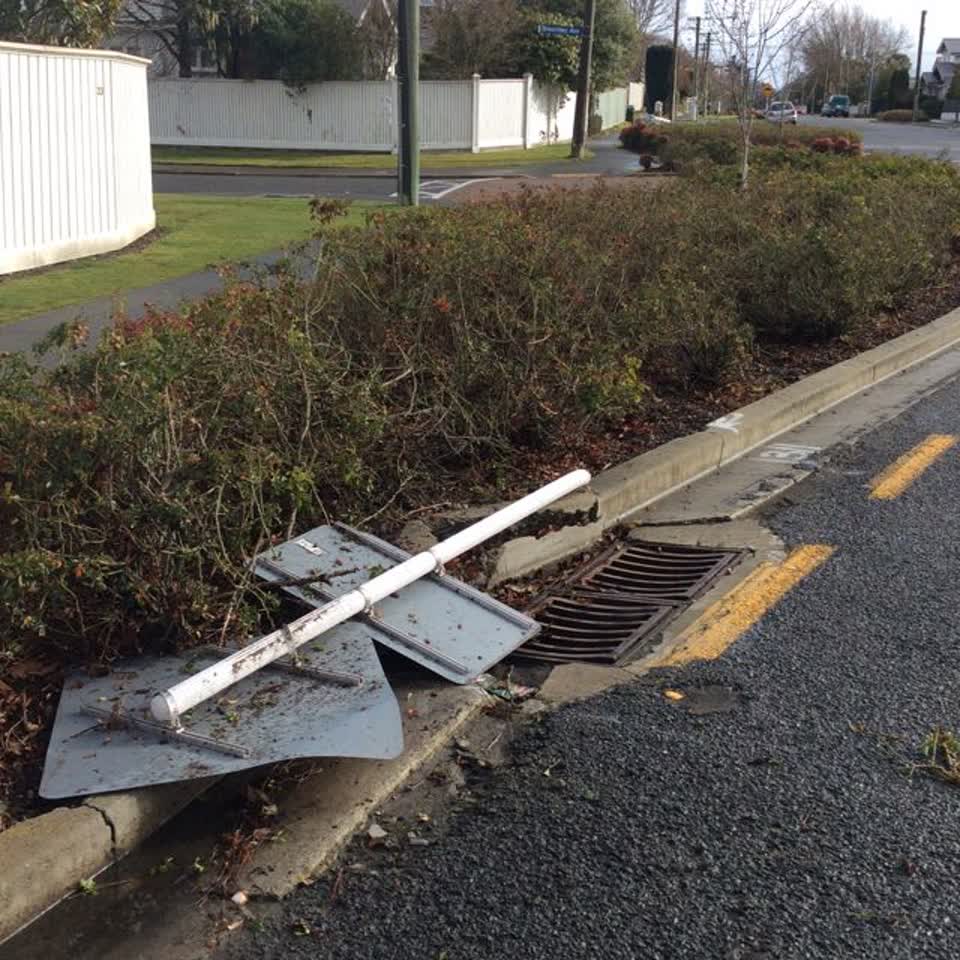 The photograph attached to this roading/streets report