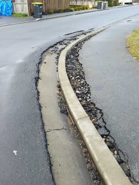 Roading/Streets, a report photo