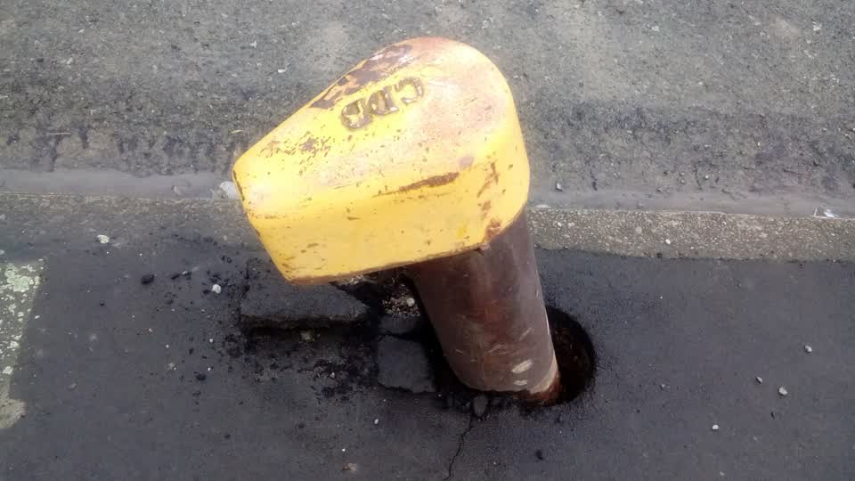 The photograph attached to this roading/streets report