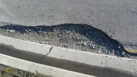 Roading/Streets, a report photo