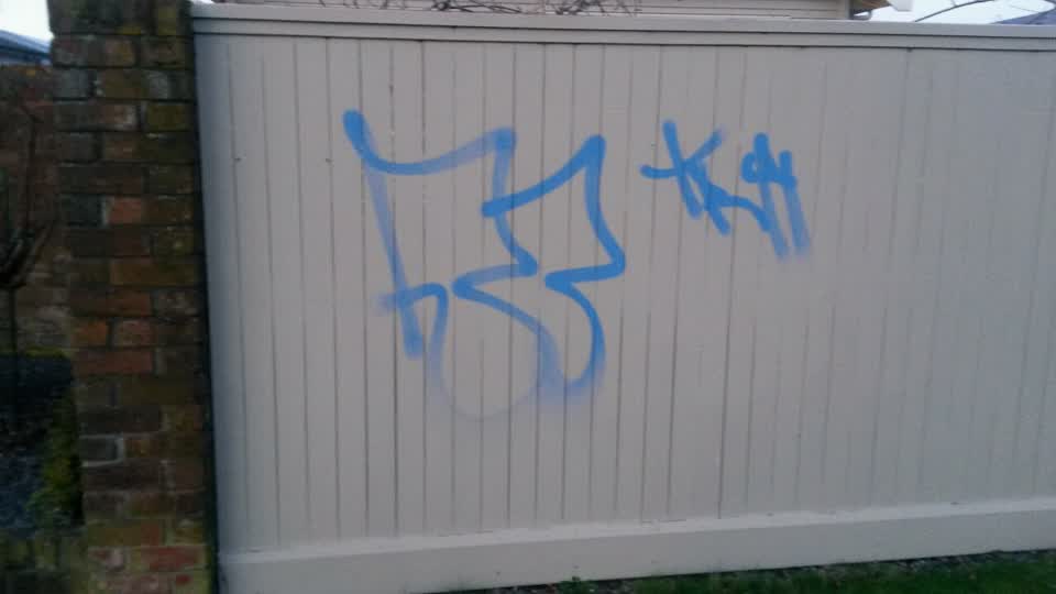 The photograph attached to this graffiti report