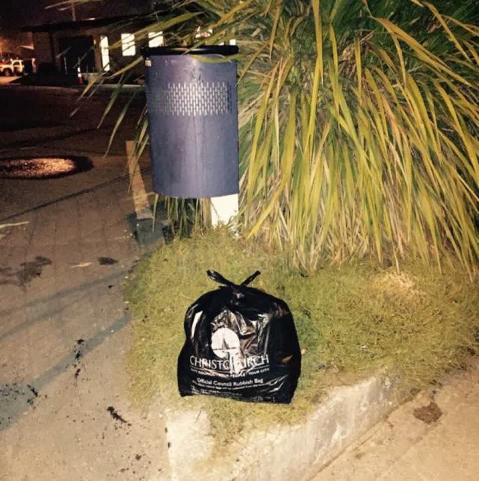 The photograph attached to this rubbish/recycling report