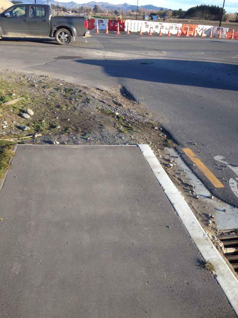 The photograph attached to this roading/streets report