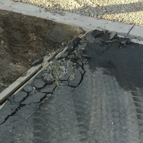 Roading/Streets, a report photo