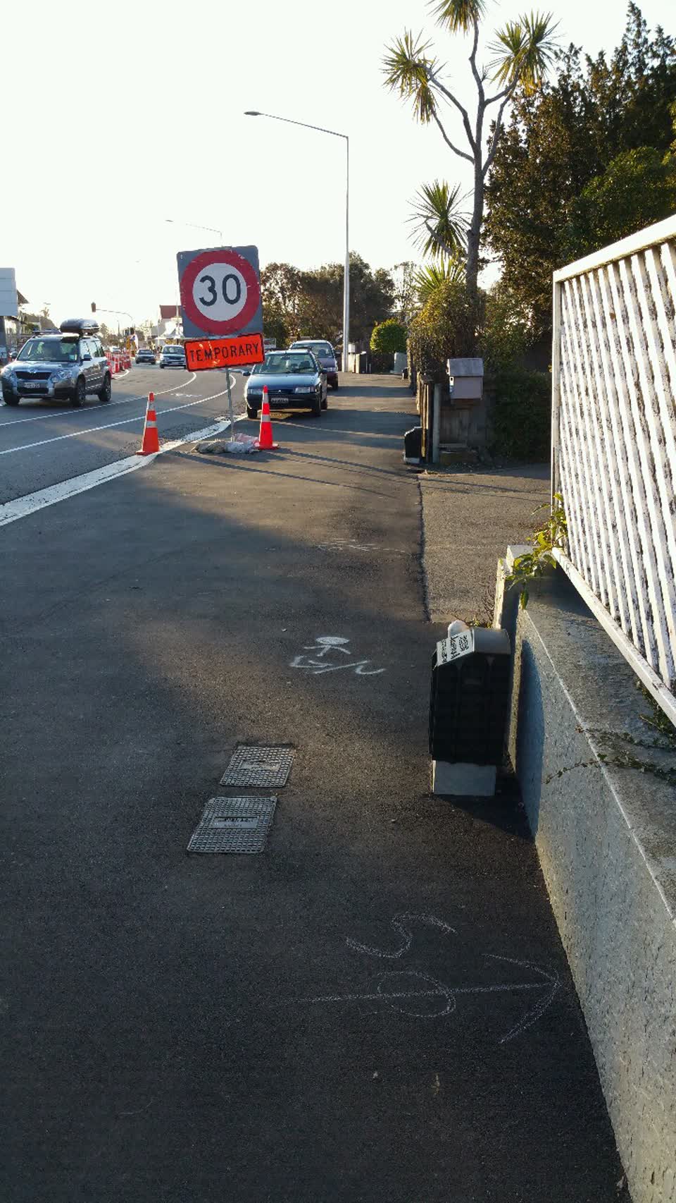 The photograph attached to this roading/streets report