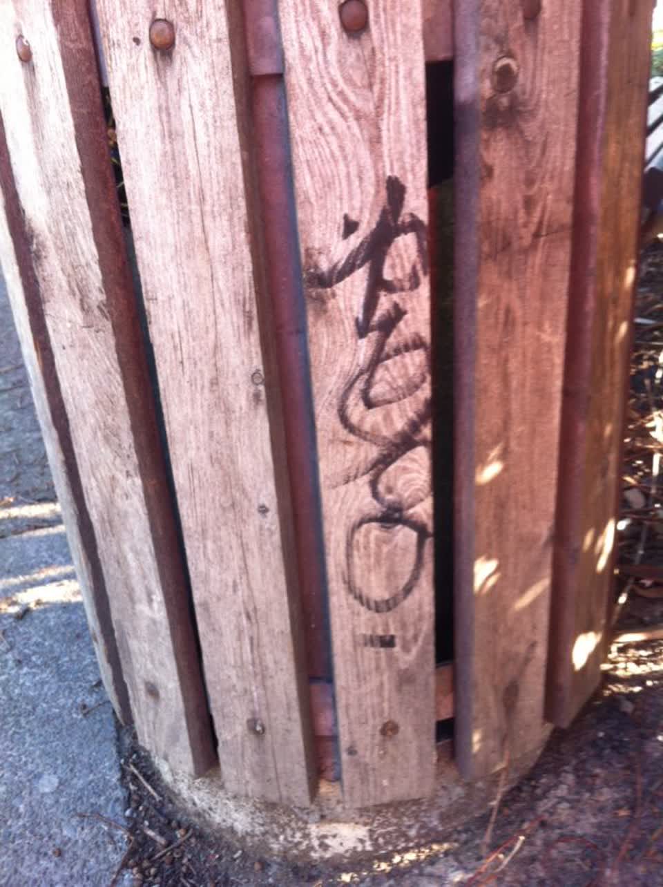 The photograph attached to this graffiti report