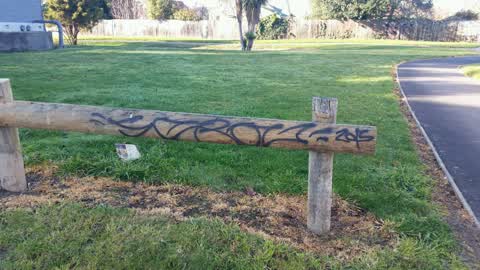 Graffiti, a report photo