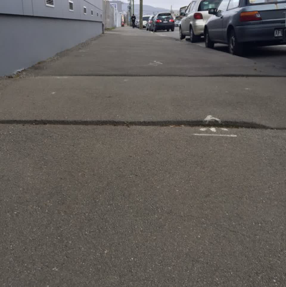 The photograph attached to this roading/streets report