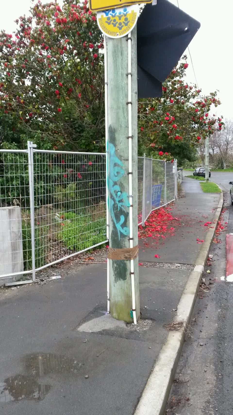 The photograph attached to this graffiti report
