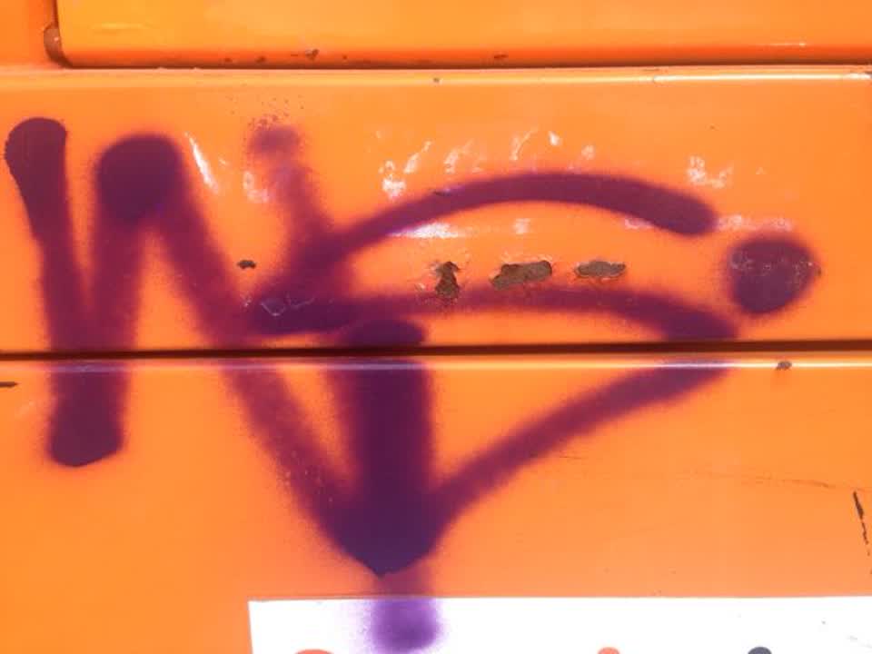 The photograph attached to this graffiti report