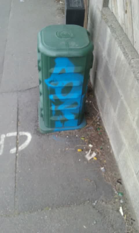 Graffiti, a report photo