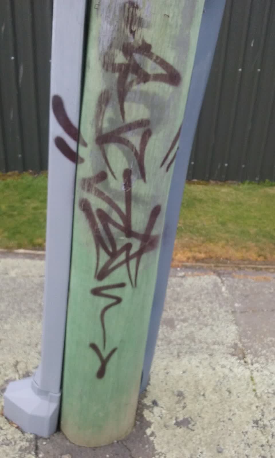 The photograph attached to this graffiti report