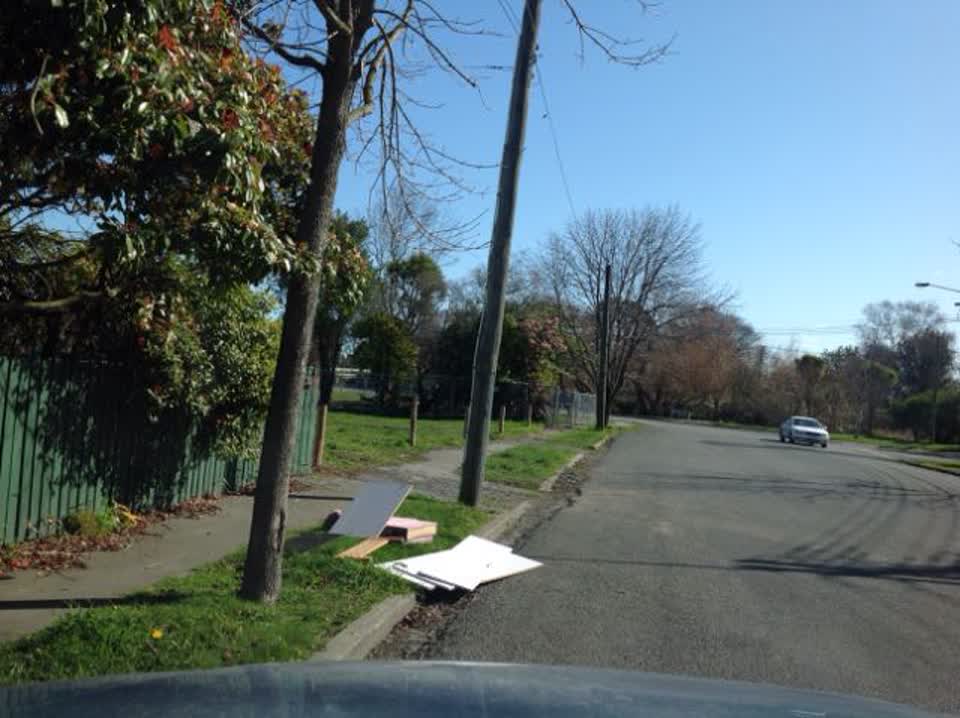 The photograph attached to this rubbish/recycling report