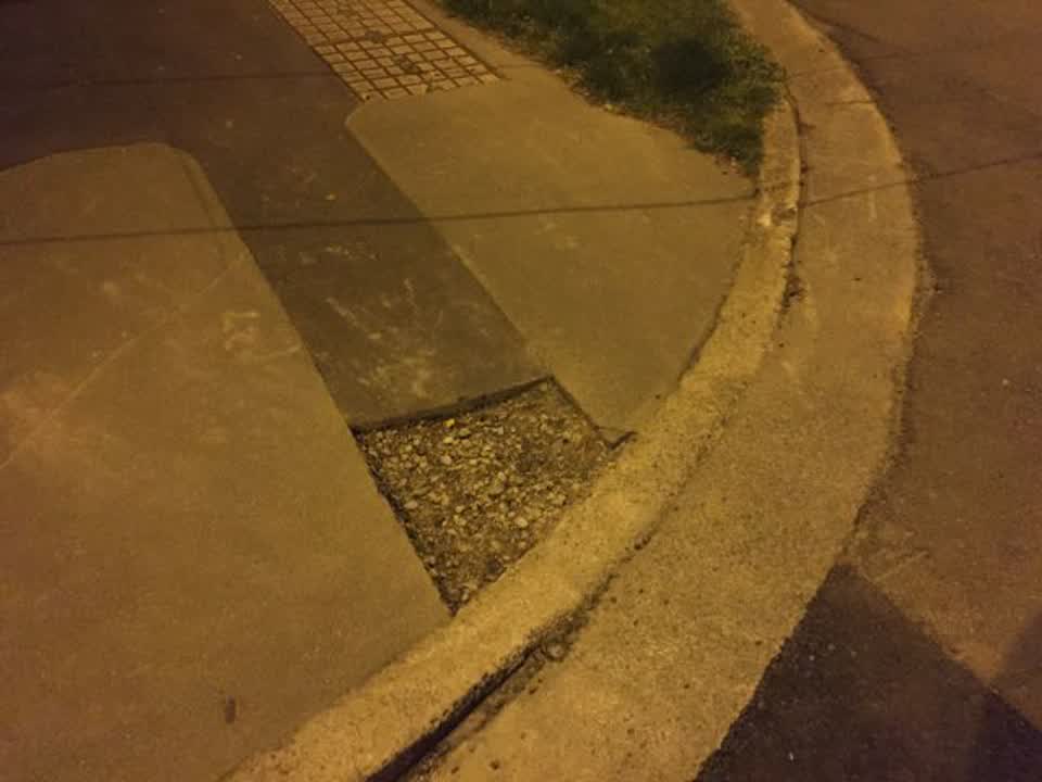 The photograph attached to this roading/streets report