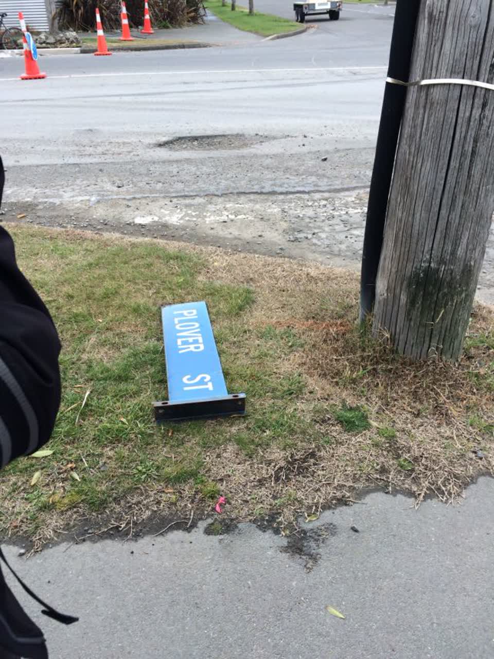 The photograph attached to this roading/streets report