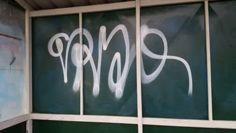 Graffiti, a report photo