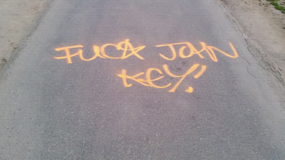 The photograph attached to this graffiti report