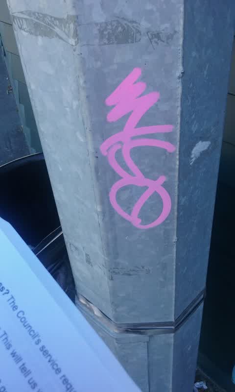 Graffiti, a report photo