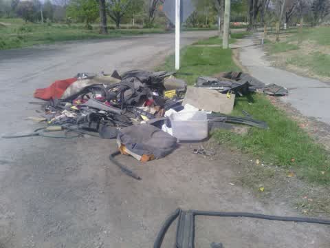 Rubbish/Recycling, a report photo