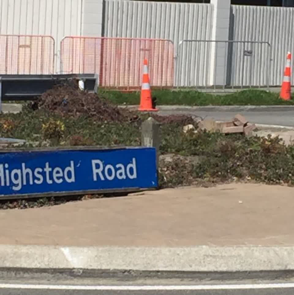 The photograph attached to this roading/streets report