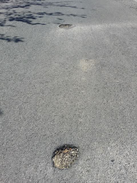 Roading/Streets, a report photo