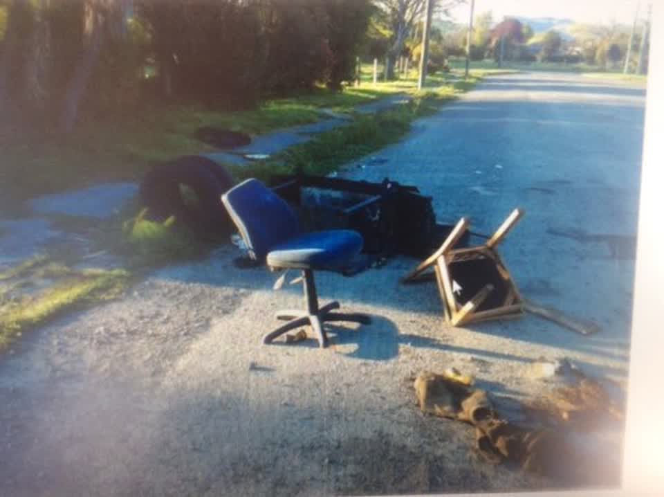The photograph attached to this rubbish/recycling report