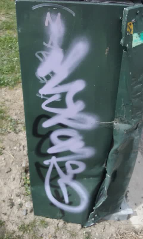 Graffiti, a report photo