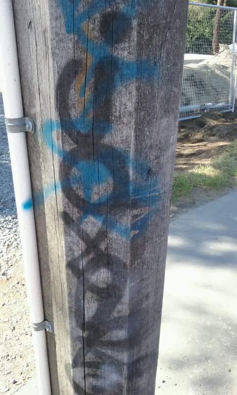 Graffiti, a report photo