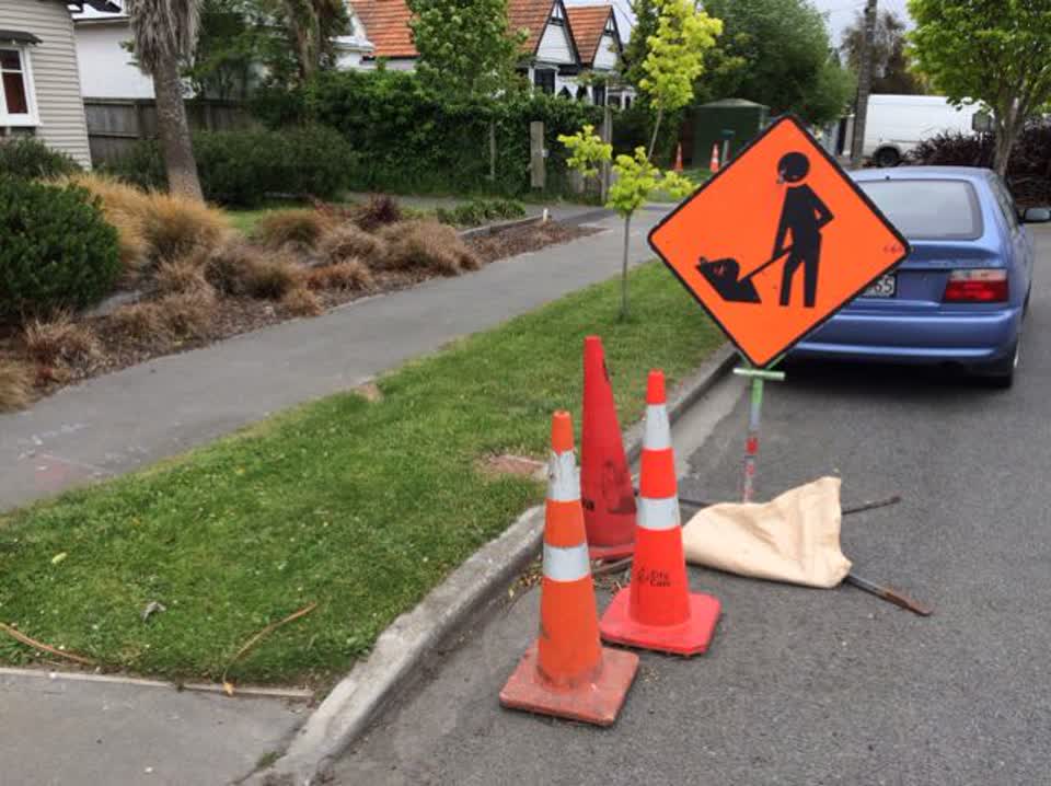 The photograph attached to this roading/streets report