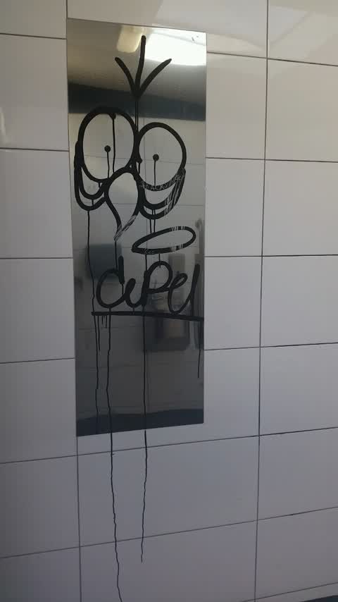 Graffiti, a report photo