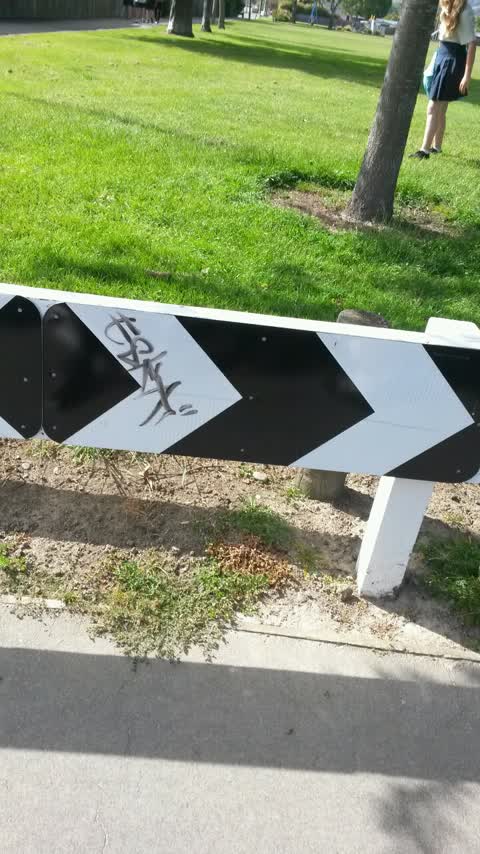 Graffiti, a report photo