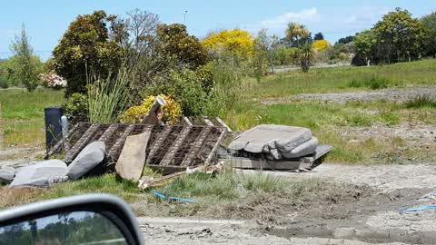 Rubbish/Recycling, a report photo