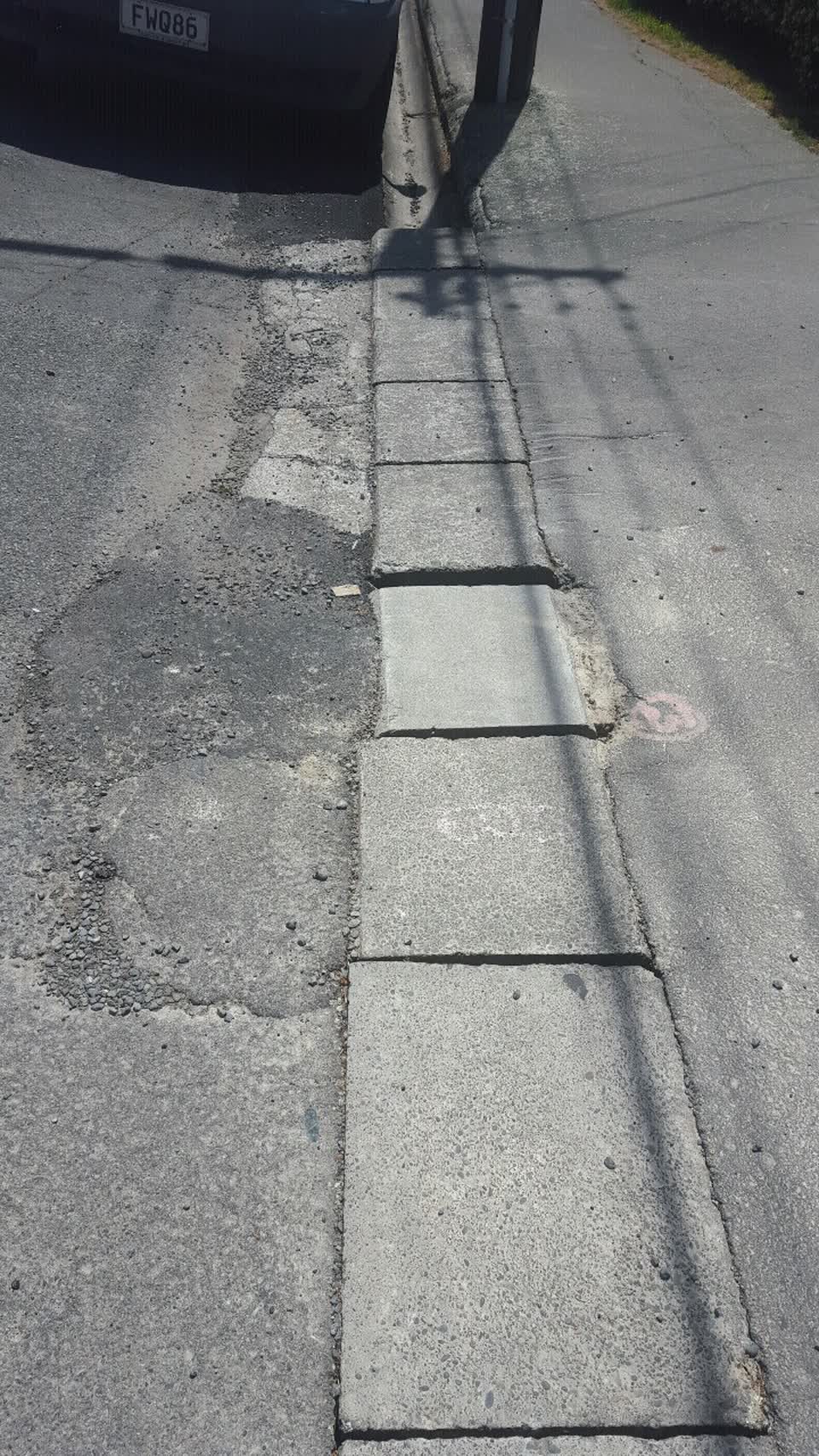 The photograph attached to this roading/streets report