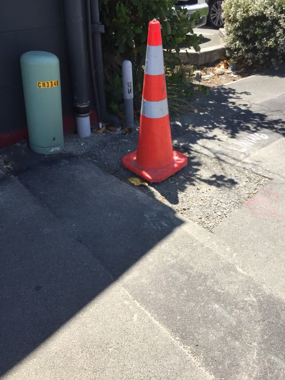 The photograph attached to this roading/streets report