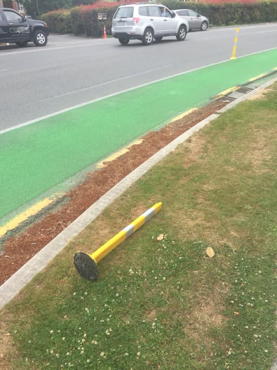 The photograph attached to this roading/streets report