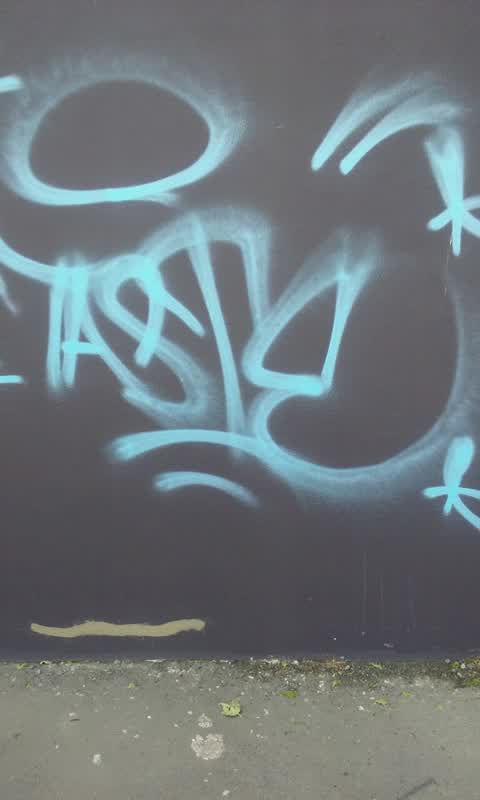 Graffiti, a report photo