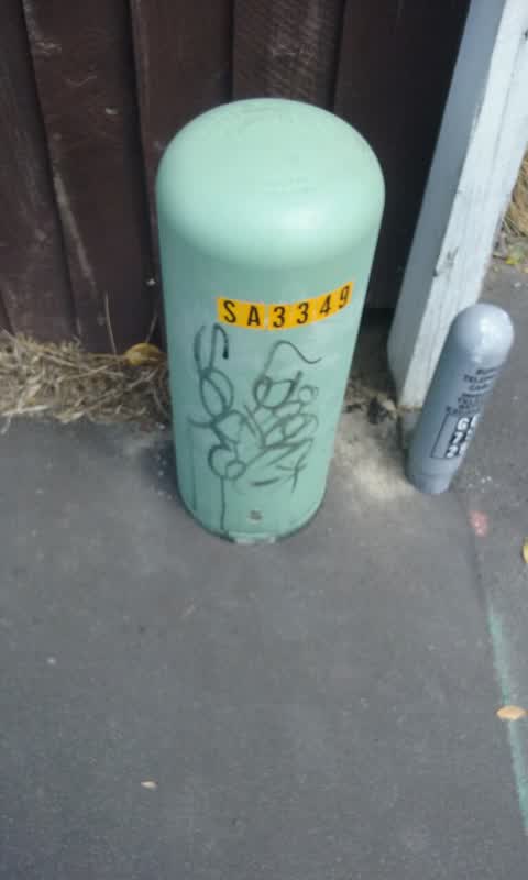 Graffiti, a report photo