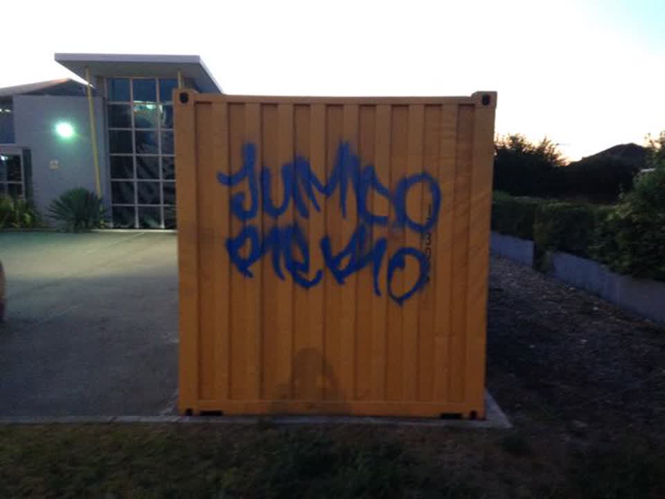 The photograph attached to this graffiti report