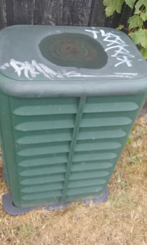 Graffiti, a report photo