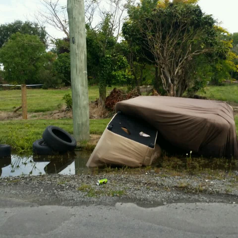 The photograph attached to this roading/streets report