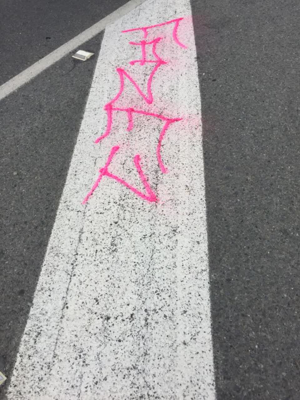 The photograph attached to this graffiti report