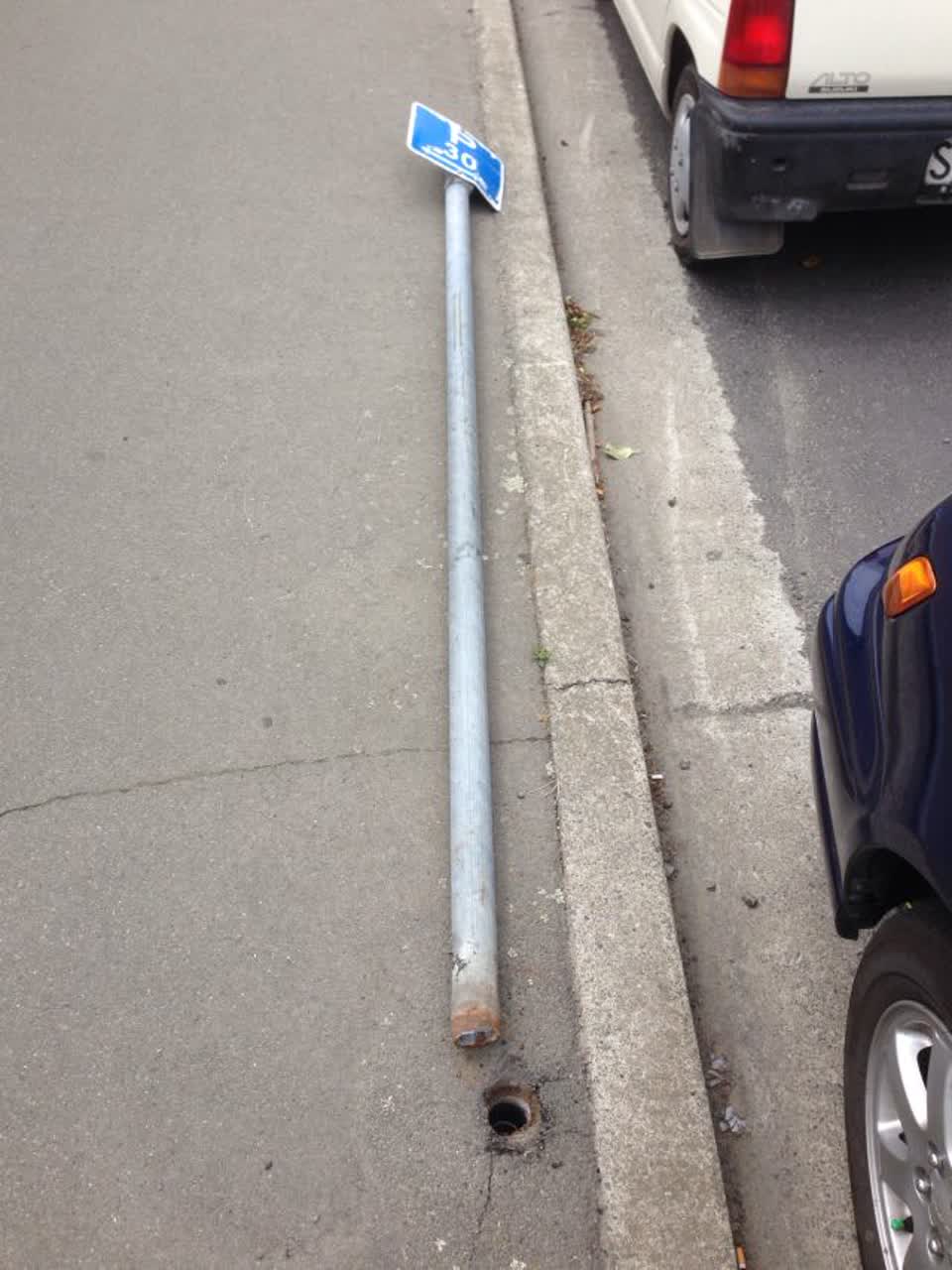 The photograph attached to this roading/streets report