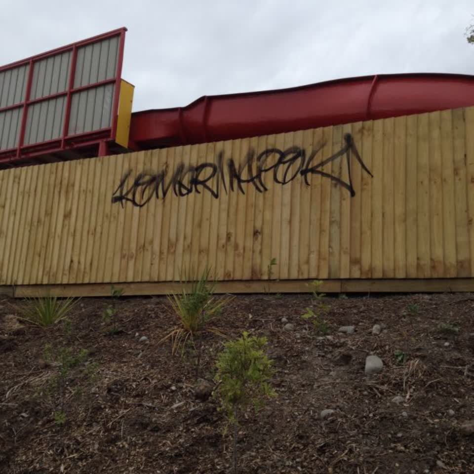 The photograph attached to this graffiti report