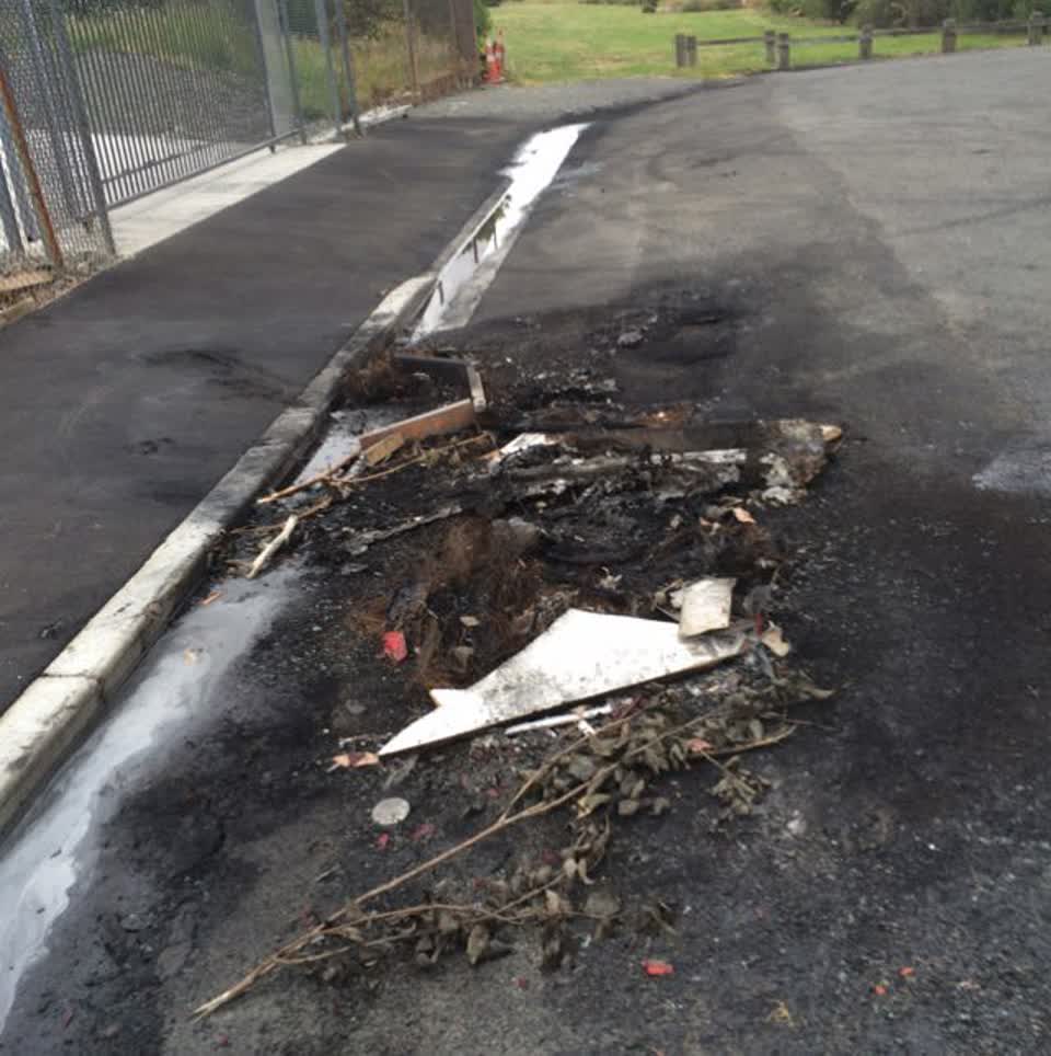 The photograph attached to this roading/streets report