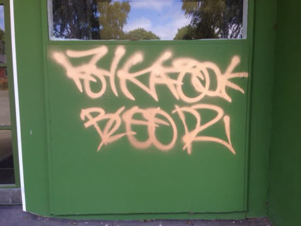 The photograph attached to this graffiti report
