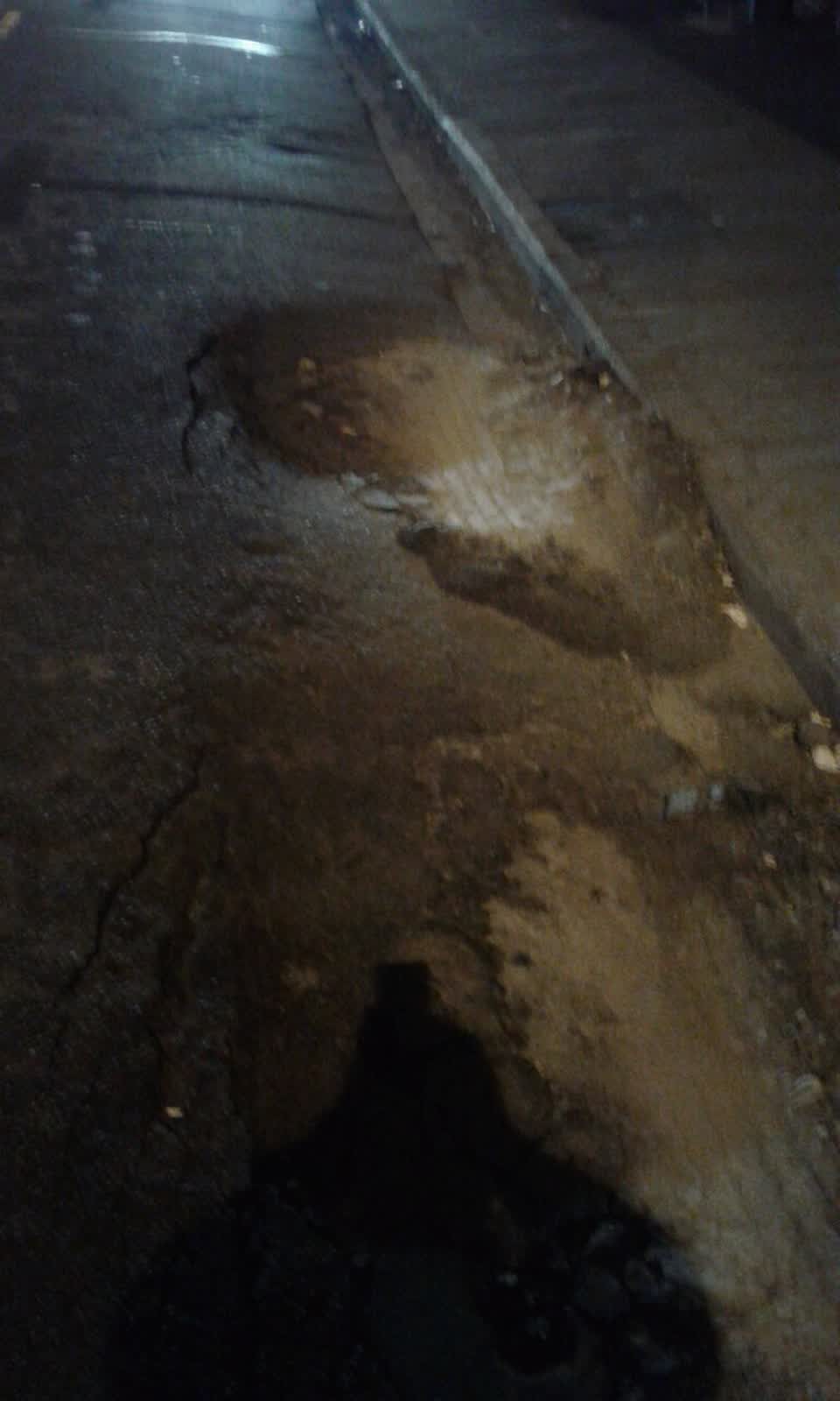 The photograph attached to this roading/streets report
