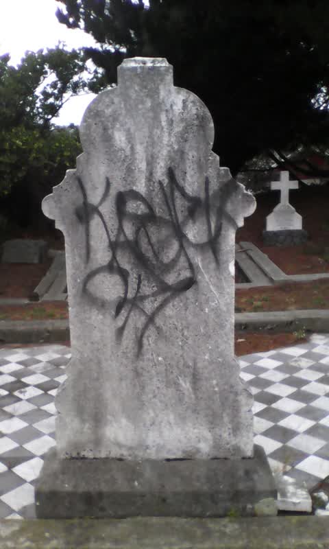 Graffiti, a report photo