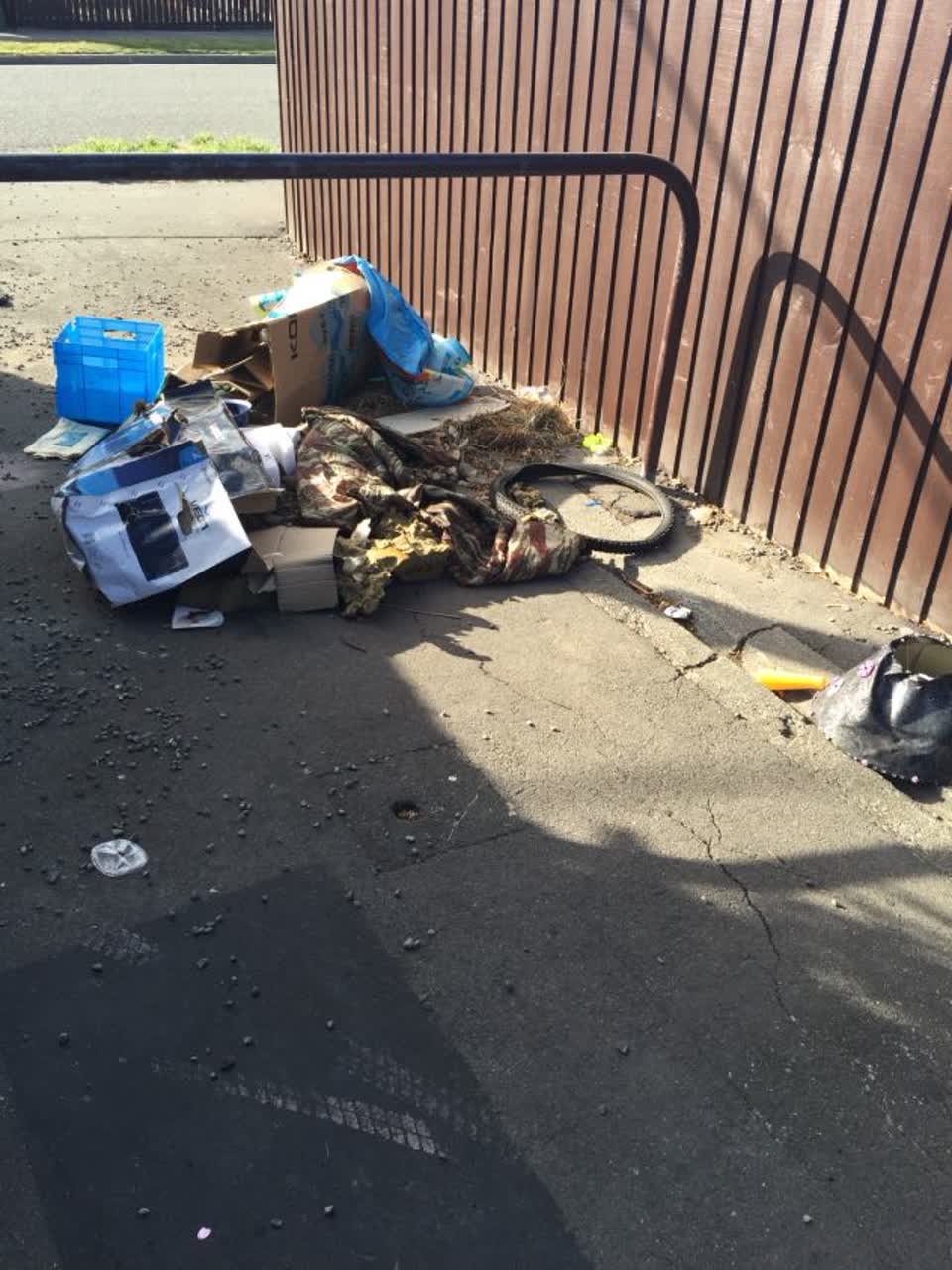 The photograph attached to this rubbish/recycling report