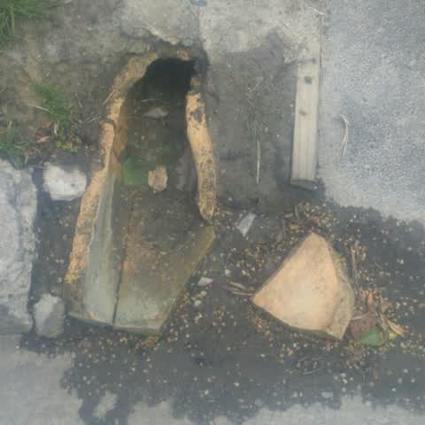Roading/Streets, a report photo